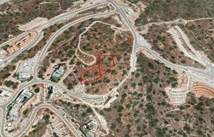 Land plot 2,732 m² in Agios Tychonas for 2,500,000 €