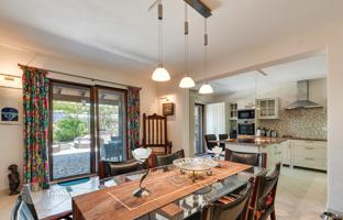 4-bedroom cottage 180 m² in Bar city for 389,000 €