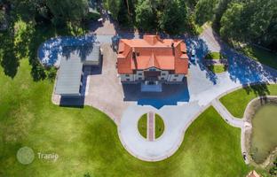 4-room house 630 m² in Ķekava for 1,700,000 €