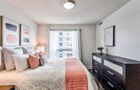 Apartment – Scarborough, Toronto, Ontario,  Canada for C$906,000