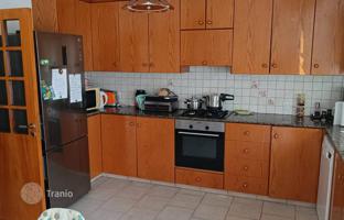 6-room townhouse 235 m² in Oroklini for 350,000 €