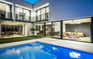 4-room house 220 m² in Medulin for 1,300,000 €