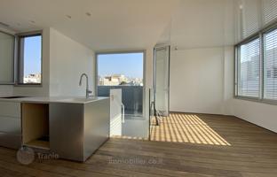 4-bedroom penthouse 165 m² in Tel Aviv for $3,739,000