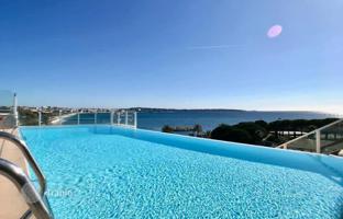2-bedroom apartment in Golf Juan for 590,000 €