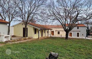 2-room house 200 m² in Barban for 690,000 €