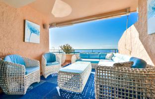 Two-bedroom apartment on the seafront, Mascarat area, Altea, Alicante, Spain for 340,000 €