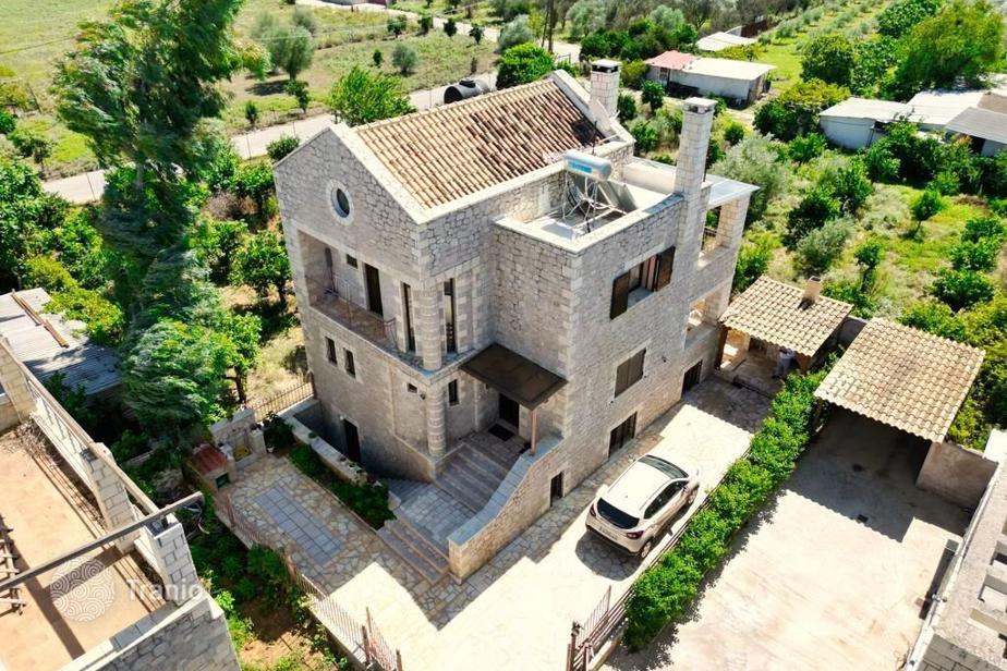 Villa for sale in Nafplio, Greece — listing 2364609