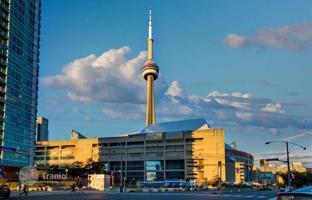 2-bedroom apartment in Old Toronto for C$922,000