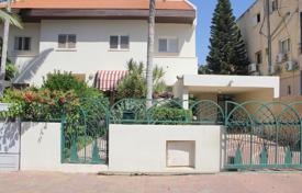 Cottage with a terrace and a garden, Netanya, Israel for $770,000