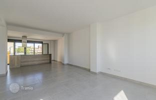 3-bedroom penthouse 136 m² in Barcelona for 830,000 €