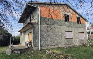 2-bedroom house 220 m² in Rijeka for 370,000 €