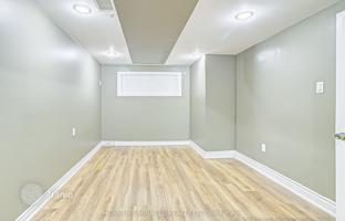 12-bedroom house in East York for C$1,287,000