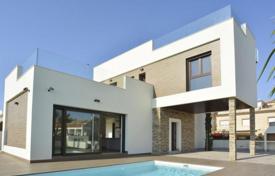 Houses for sale in Alicante. Sea view villa with garden and swimming pool, in Torrevieja, Alicante, Spain Houses for sale in Alicante. Sea view villa with garden and swimming pool, in Torrevieja, Alicante, Spain