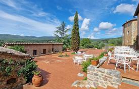 Ancient luxury residence for sale in Siena Tuscany for 1,570,000 €