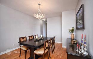 5-bedroom apartment in Bathurst Street for C$1,236,000