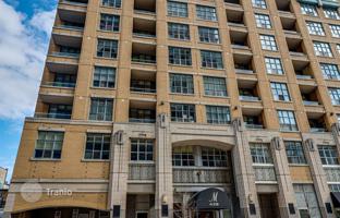 4-bedroom apartment in Richmond Street West for C$775,000