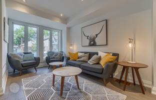 8-bedroom house in York for C$2,153,000