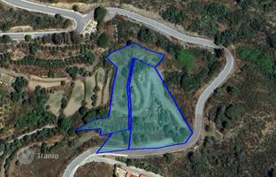 Land plot 6,222 m² in Prastio for 350,000 €
