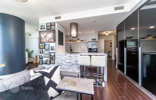 5-bedroom apartment in Dan Leckie Way for C$930,000