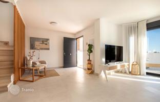 3-bedroom apartment 99 m² in Cox for 255,000 €