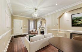 Terraced house – Symington Avenue, Old Toronto, Toronto,  Ontario,   Canada for C$1,189,000