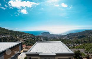 8-bedroom villa 305 m² in Alanya for 83,292,000 TRY