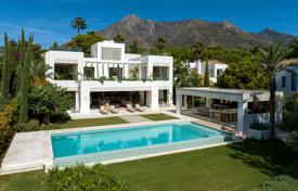 Modern Elegant Villa in Marbella Golden Mile, Marbella, Spain for 13,700,000 €