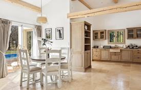 Detached house – Suin, Provence - Alpes - Cote d'Azur, France for 1,280,000 €