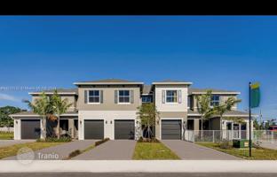 3-bedroom house 156 m² in Riviera Beach for $398,000