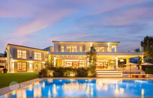 6-bedroom villa 702 m² in Nueva Andalucia for 9,680,000 €