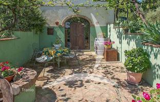 9-bedroom villa 370 m² in Grosseto (city) for 750,000 €