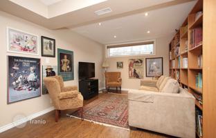 6-bedroom house in Etobicoke for C$2,222,000