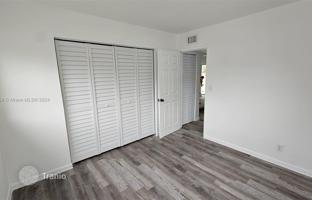 3-bedroom house 99 m² in Pembroke Pines for $449,000