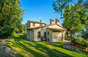 4-bedroom country house 374 m² in Avigliano Umbro for 760,000 €