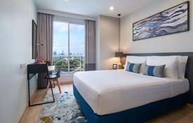 3-bedroom apartments in condo in Khlong Toei for $2,800 per week