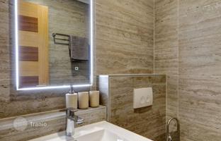 4-bedroom house 185 m² in Dramalj for 830,000 €