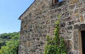ISTRIA, MOTOVUN — A stone fairy tale in nature! RARITY! for 780,000 €