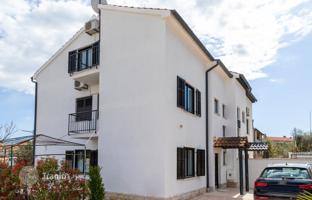 4-room house 200 m² in Pula for 700,000 €