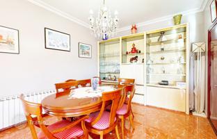 5-bedroom house 265 m² in Lloret de Mar for 420,000 €