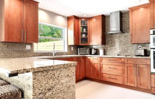 4-bedroom house 256 m² in Hialeah for $869,000