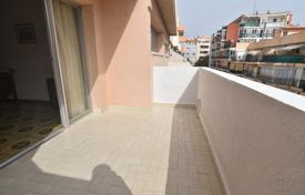 Two-bedroom well-maintained apartment in Calpe, Alicante, Spain for 130,000 €