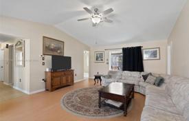 Townhome – Spring Hill, Florida, USA for $285,000