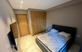 1-bedroom apartment 80 m² in Vake-Saburtalo for $400,000