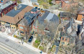 Terraced house – King Street, Old Toronto, Toronto,  Ontario,   Canada for C$2,013,000