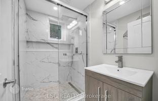 16-bedroom house in North York for C$2,258,000