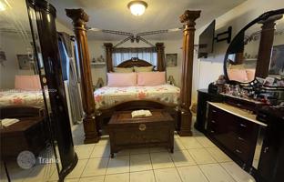 4-bedroom house 220 m² in Cutler Bay for $665,000