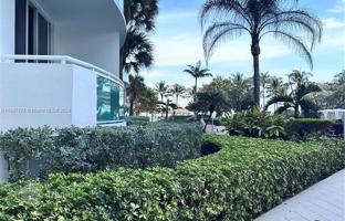 1-bedroom apartments in condo 76 m² in South Ocean Drive for $340,000
