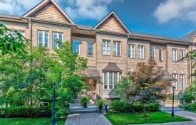 Terraced house – Etobicoke, Toronto, Ontario,  Canada for C$1,102,000