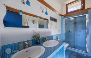 6-bedroom villa in Florence. Price on request