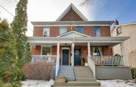 Terraced house – Hamilton Street, Old Toronto, Toronto,  Ontario,   Canada for C$1,118,000